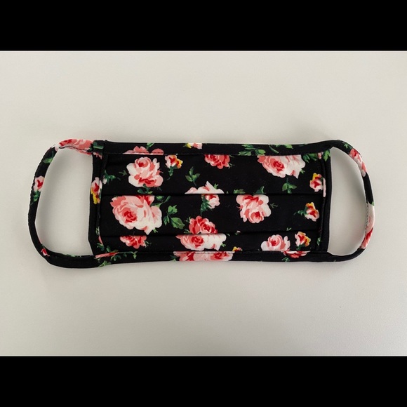 FACE MASKS - Picture 2 of 2